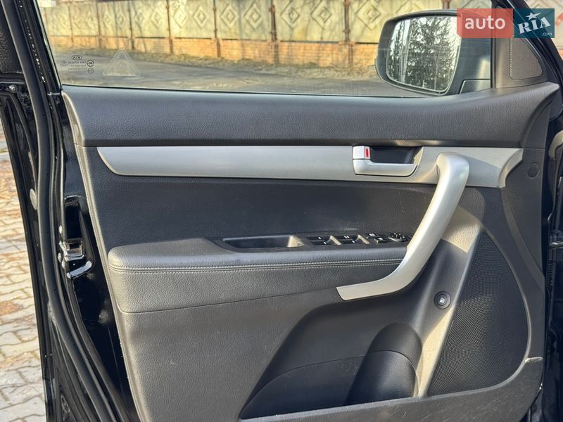 Внедорожник / Кроссовер Kia Sorento 2010 в Стрые