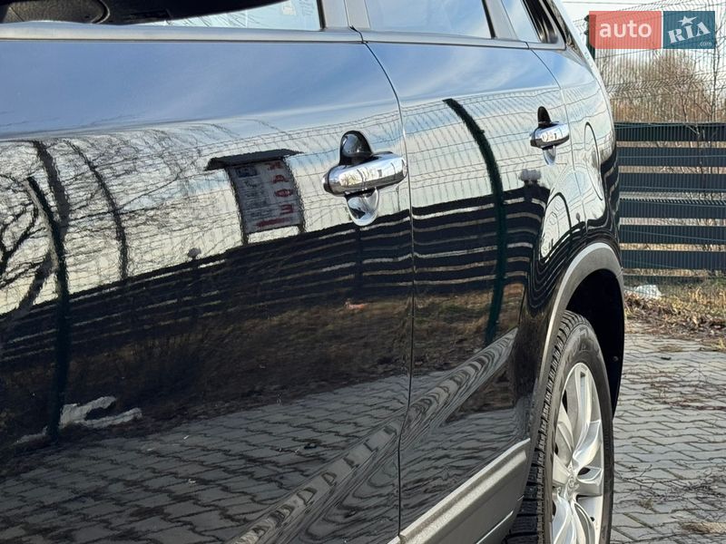 Внедорожник / Кроссовер Kia Sorento 2010 в Стрые