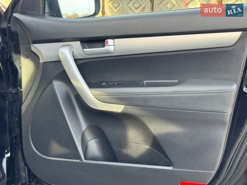 Внедорожник / Кроссовер Kia Sorento 2010 в Стрые