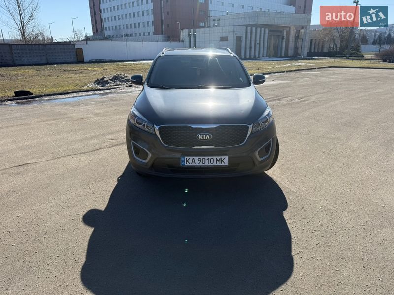Внедорожник / Кроссовер Kia Sorento 2016 в Киеве
