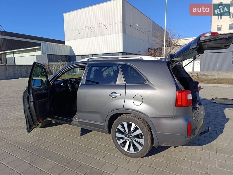 Внедорожник / Кроссовер Kia Sorento 2015 в Черкассах