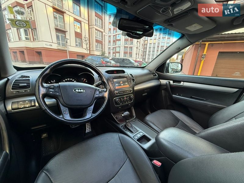 Внедорожник / Кроссовер Kia Sorento 2013 в Ивано-Франковске