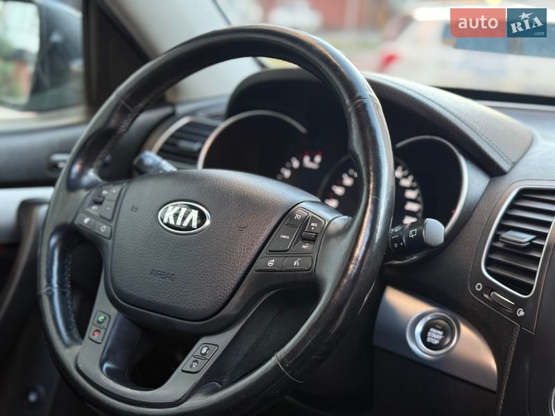 Внедорожник / Кроссовер Kia Sorento 2013 в Ивано-Франковске