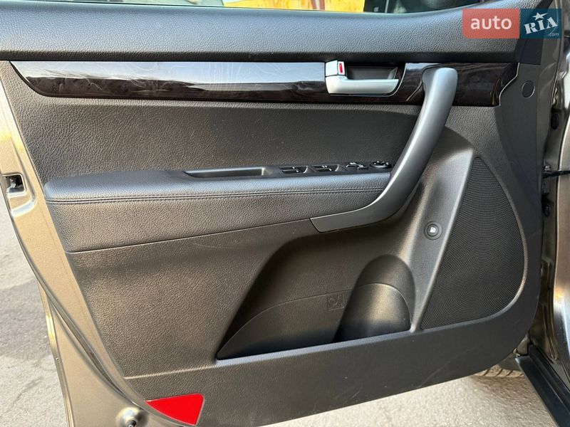 Внедорожник / Кроссовер Kia Sorento 2013 в Одессе фото 15 Внедорожник / Кроссовер Kia Sorento 2013 в Одессе