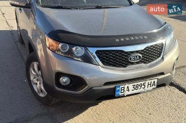 Позашляховик / Кросовер Kia Sorento 2012 в Павлограді