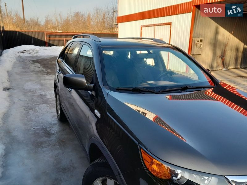 Внедорожник / Кроссовер Kia Sorento 2011 в Кролевце