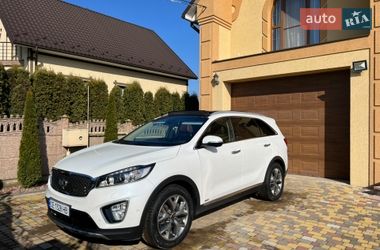 Внедорожник / Кроссовер Kia Sorento 2016 в Черновцах