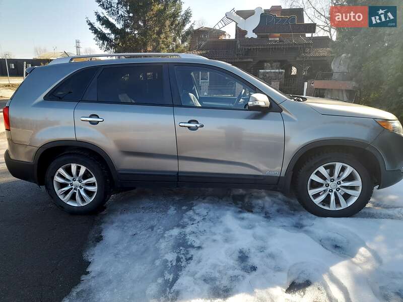 Внедорожник / Кроссовер Kia Sorento 2012 в Киеве