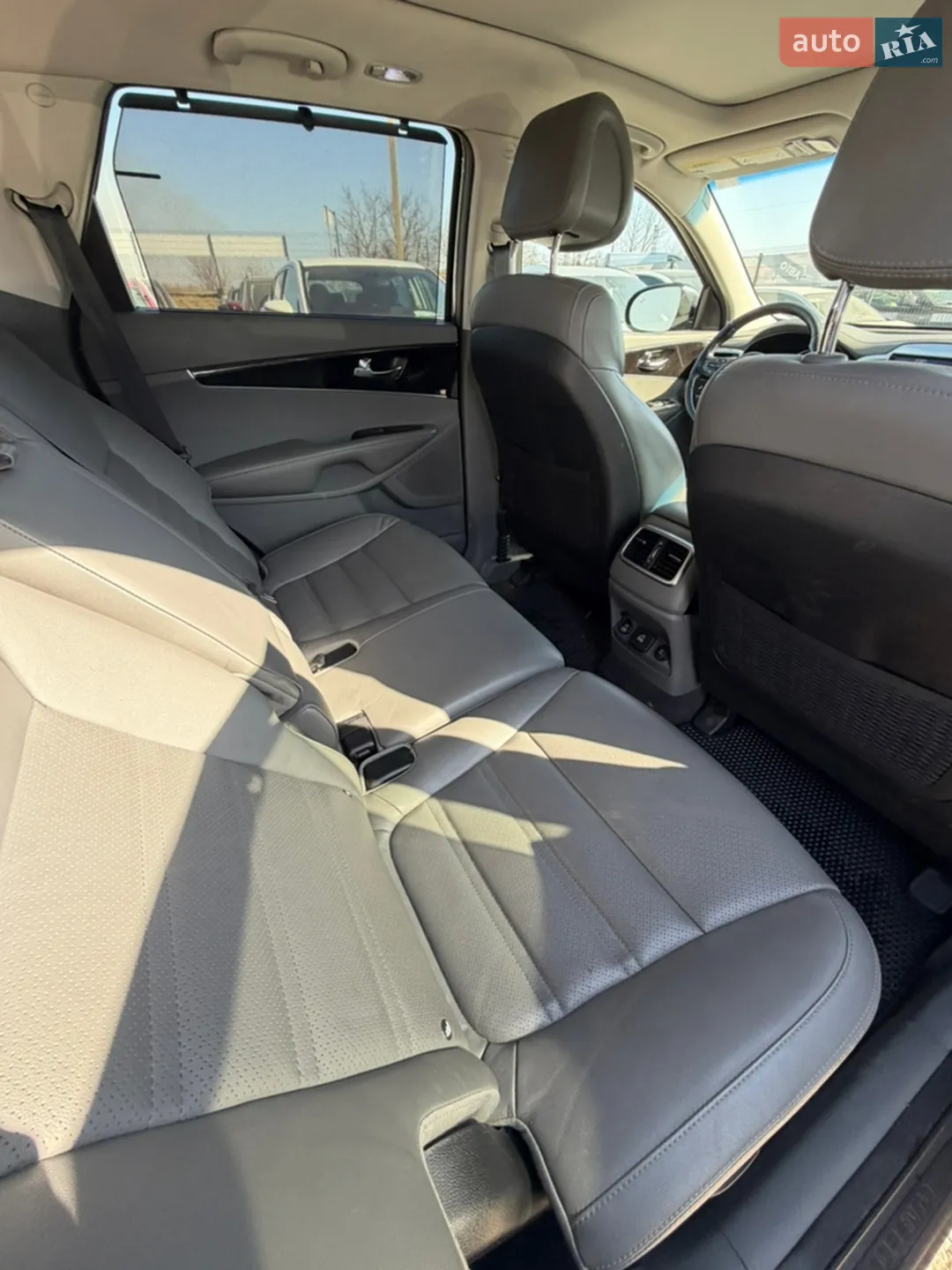 2016 Kia Sorento - мініатюра 31