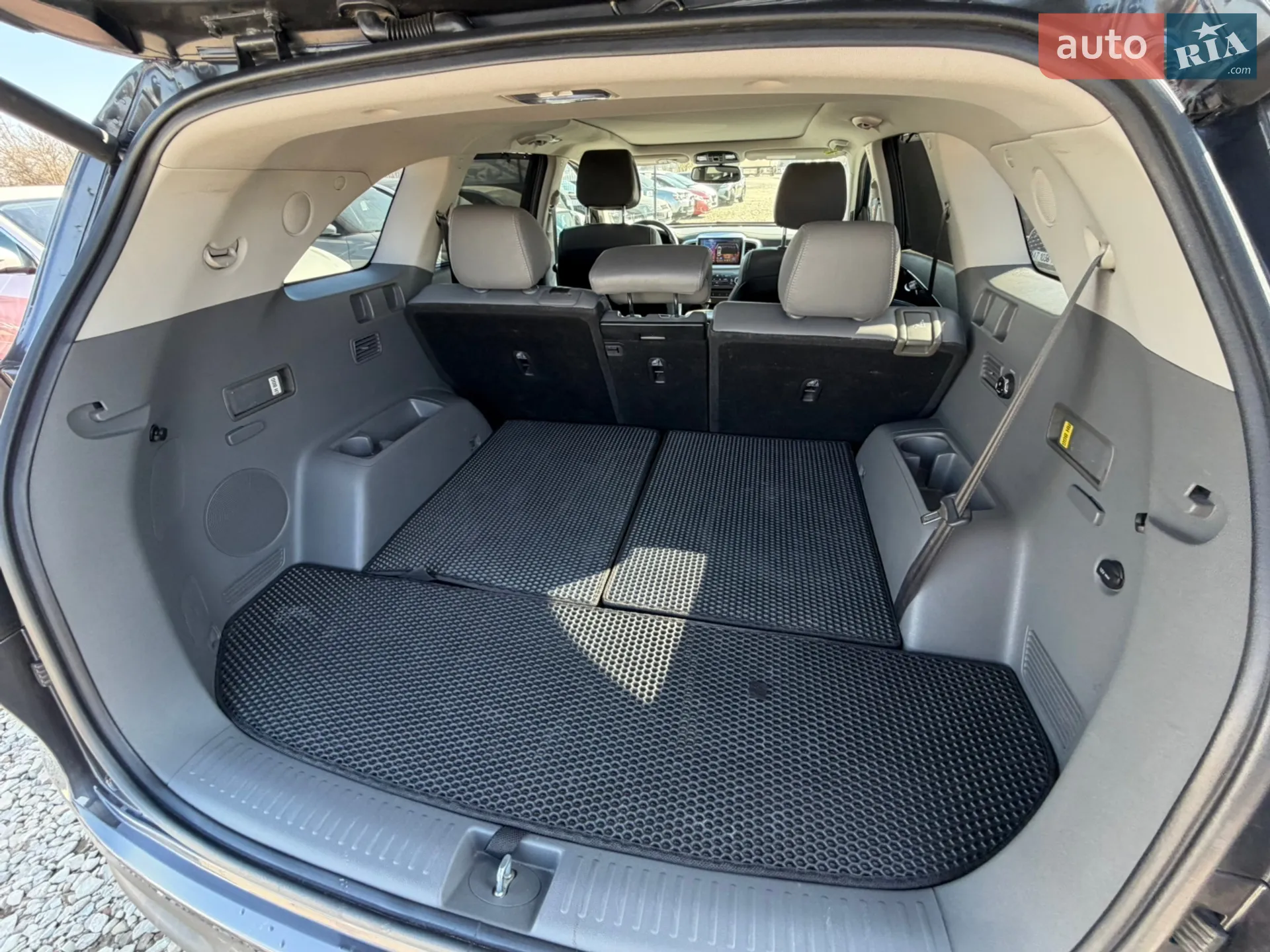 2016 Kia Sorento - мініатюра 35