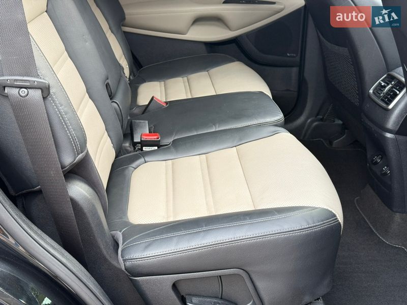 Внедорожник / Кроссовер Kia Sorento 2016 в Стрые