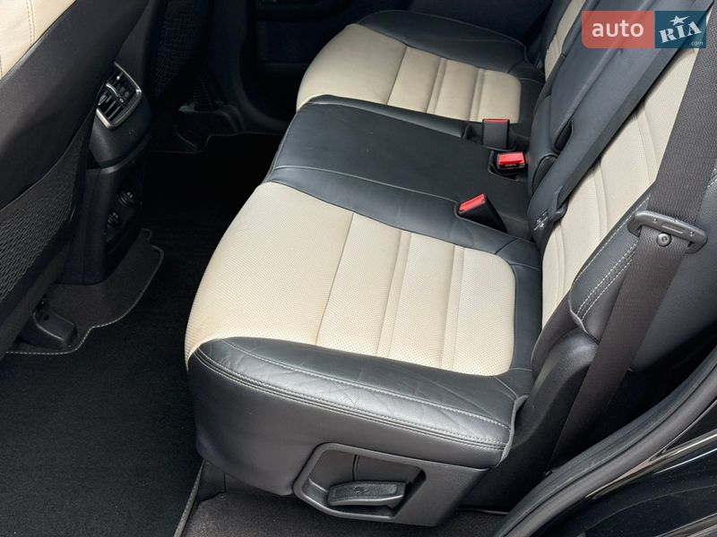 Внедорожник / Кроссовер Kia Sorento 2016 в Стрые