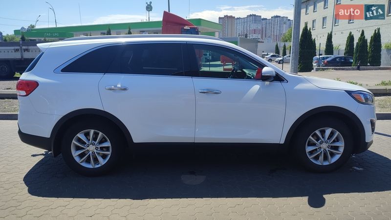 Внедорожник / Кроссовер Kia Sorento 2015 в Киеве