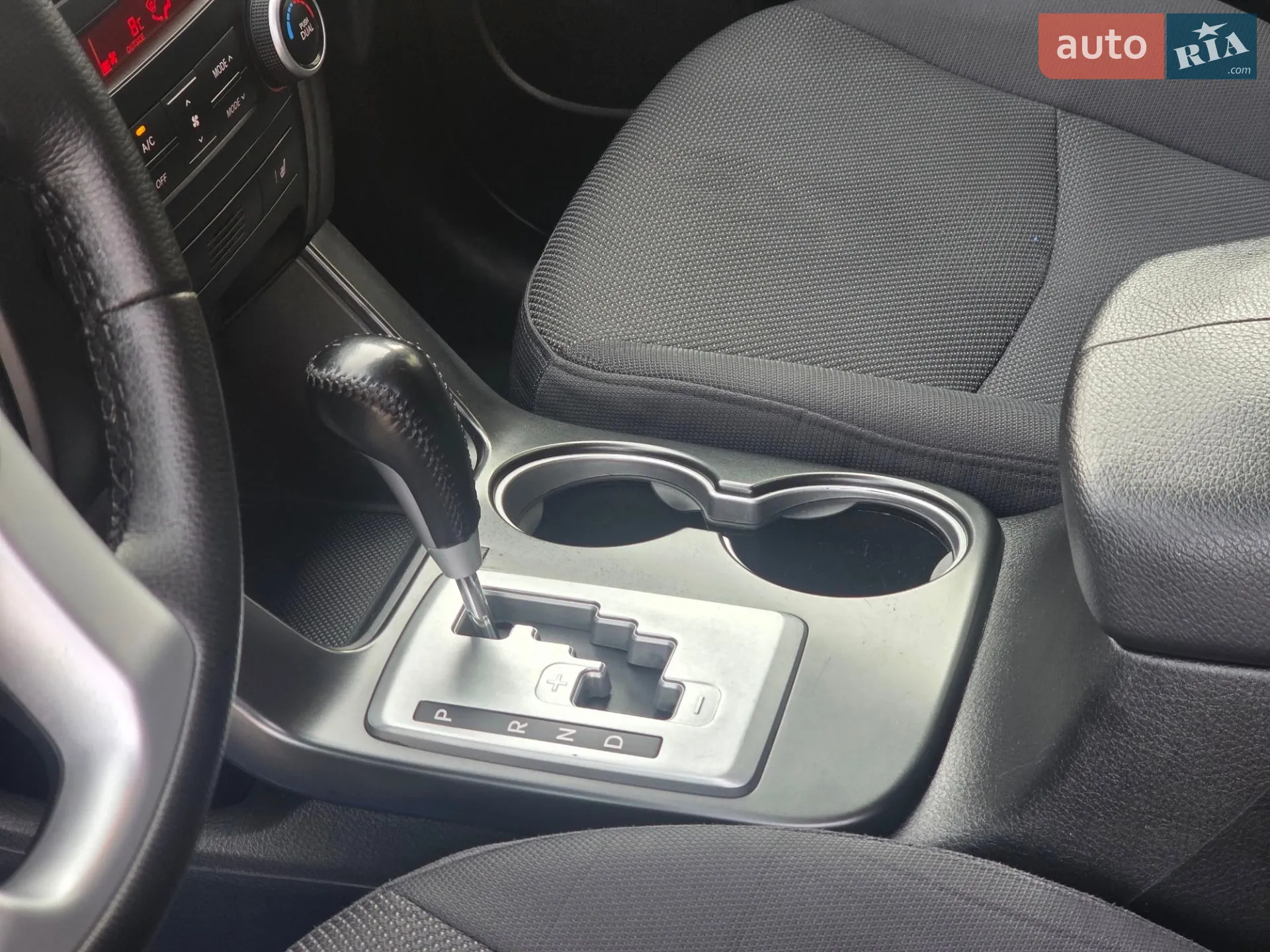 2010 Kia Sorento - мініатюра 39