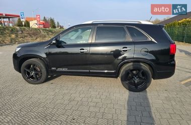 Позашляховик / Кросовер Kia Sorento 2014 в Стрию