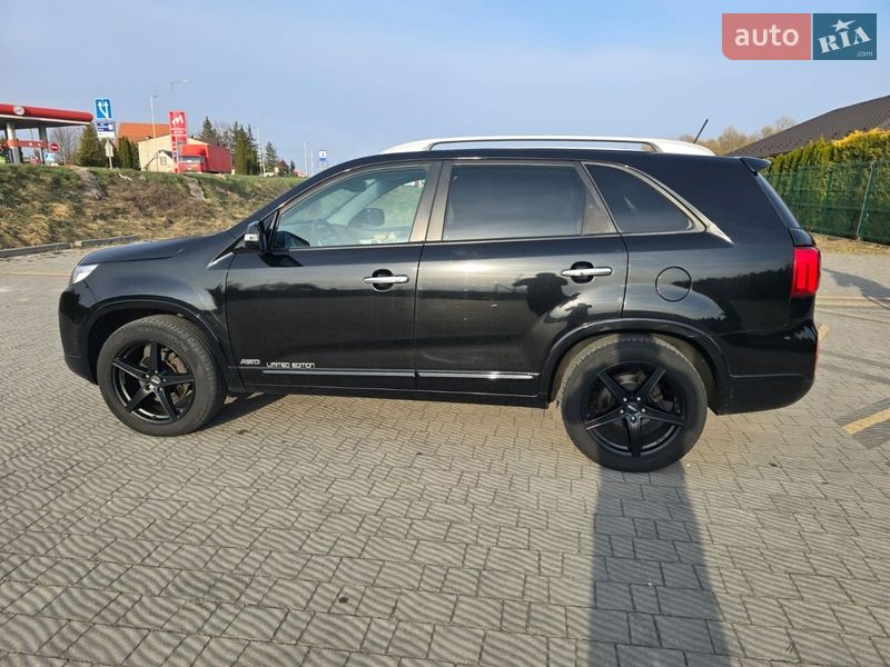 Позашляховик / Кросовер Kia Sorento 2014 в Стрию