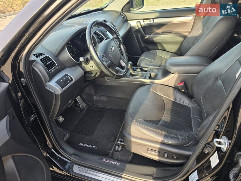 Позашляховик / Кросовер Kia Sorento 2014 в Стрию