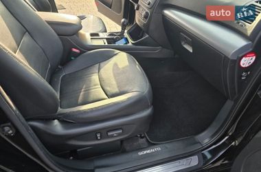 Позашляховик / Кросовер Kia Sorento 2014 в Стрию