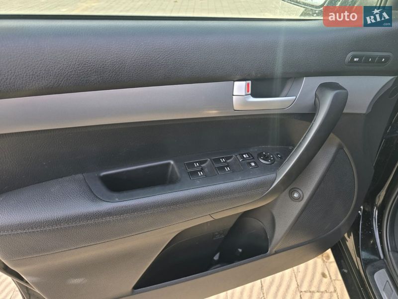 Позашляховик / Кросовер Kia Sorento 2014 в Стрию