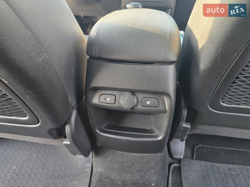 Позашляховик / Кросовер Kia Sorento 2014 в Стрию