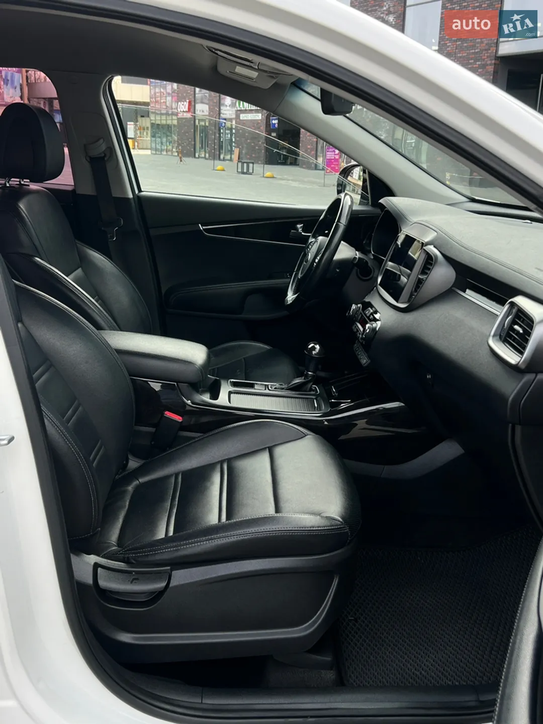 2017 Kia Sorento - мініатюра 26