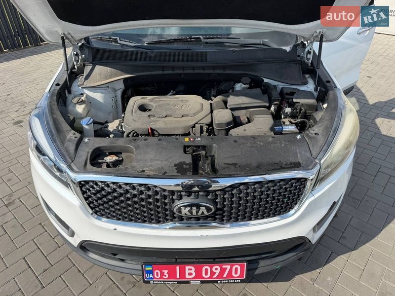 Внедорожник / Кроссовер Kia Sorento 2015 в Луцке