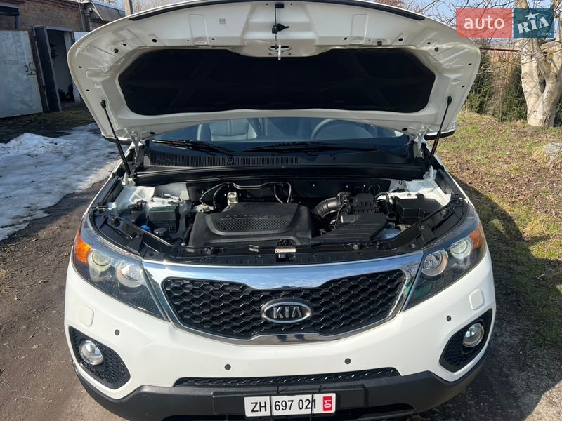 Позашляховик / Кросовер Kia Sorento 2012 в Козятині