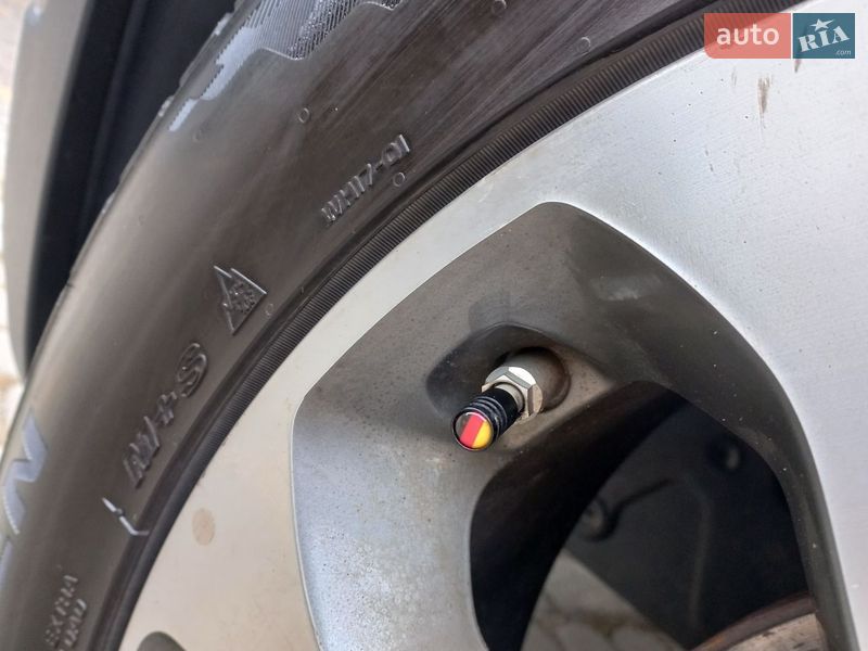 Позашляховик / Кросовер Kia Sorento 2014 в Макарові