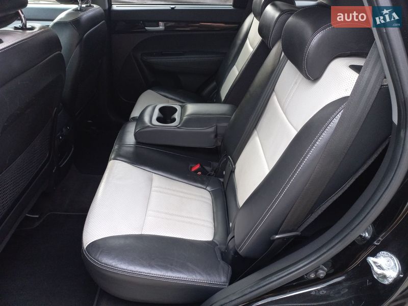 Позашляховик / Кросовер Kia Sorento 2014 в Макарові