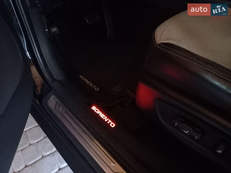 Позашляховик / Кросовер Kia Sorento 2014 в Макарові