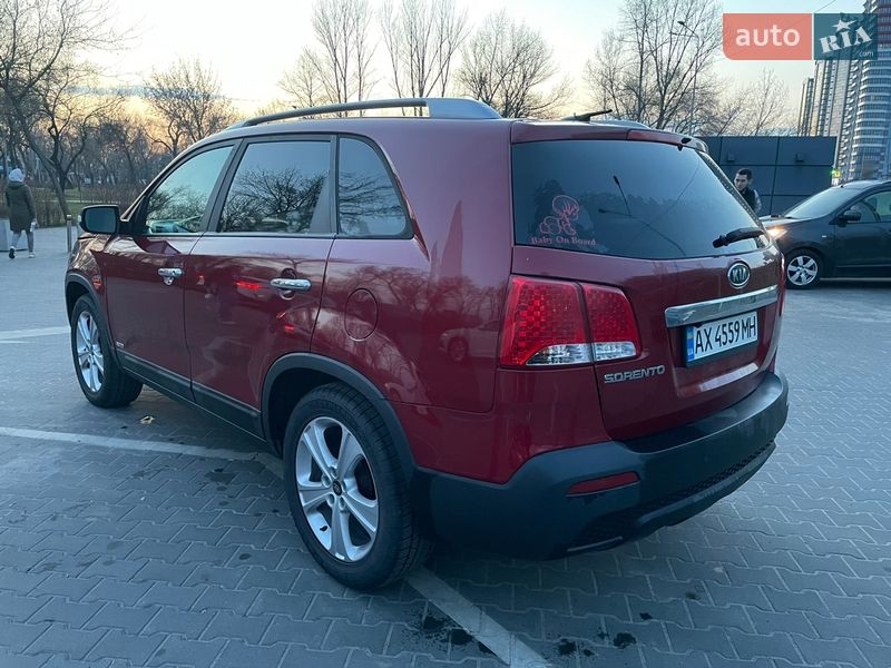 Внедорожник / Кроссовер Kia Sorento 2010 в Харькове