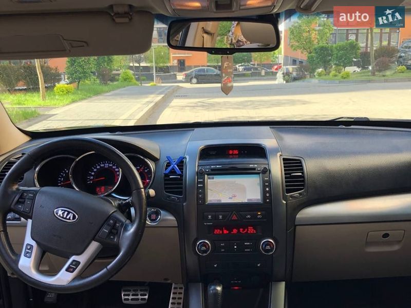 Внедорожник / Кроссовер Kia Sorento 2012 в Ивано-Франковске