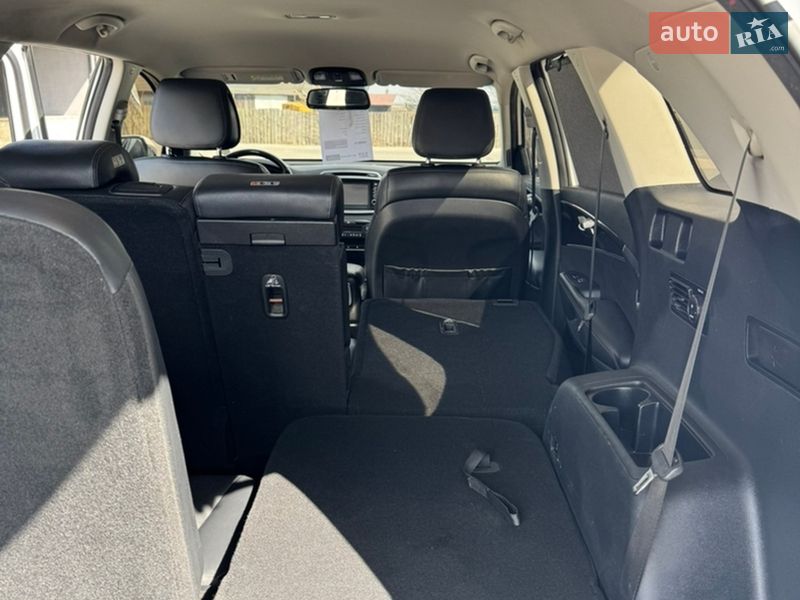 Внедорожник / Кроссовер Kia Sorento 2015 в Житомире фото 12 Внедорожник / Кроссовер Kia Sorento 2015 в Житомире