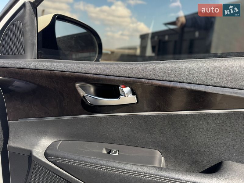 Внедорожник / Кроссовер Kia Sorento 2015 в Житомире фото 37 Внедорожник / Кроссовер Kia Sorento 2015 в Житомире