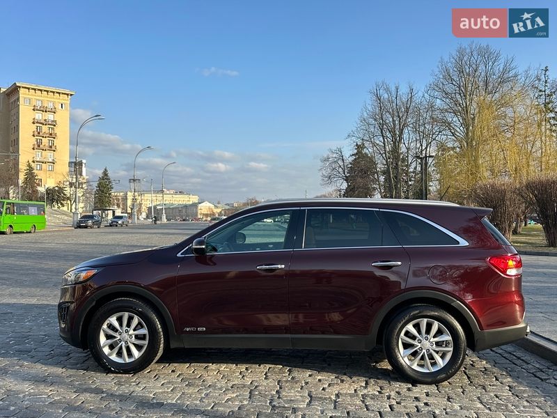 Позашляховик / Кросовер Kia Sorento 2017 в Києві