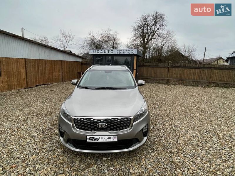 Позашляховик / Кросовер Kia Sorento 2016 в Коломиї