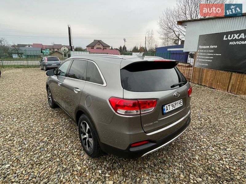 Позашляховик / Кросовер Kia Sorento 2016 в Коломиї
