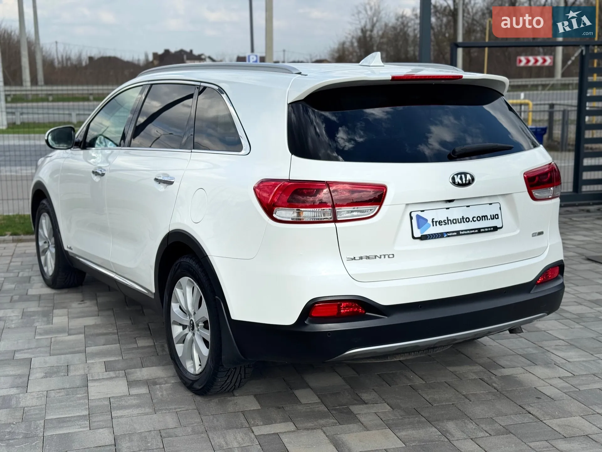 2016 Kia Sorento - мініатюра 10