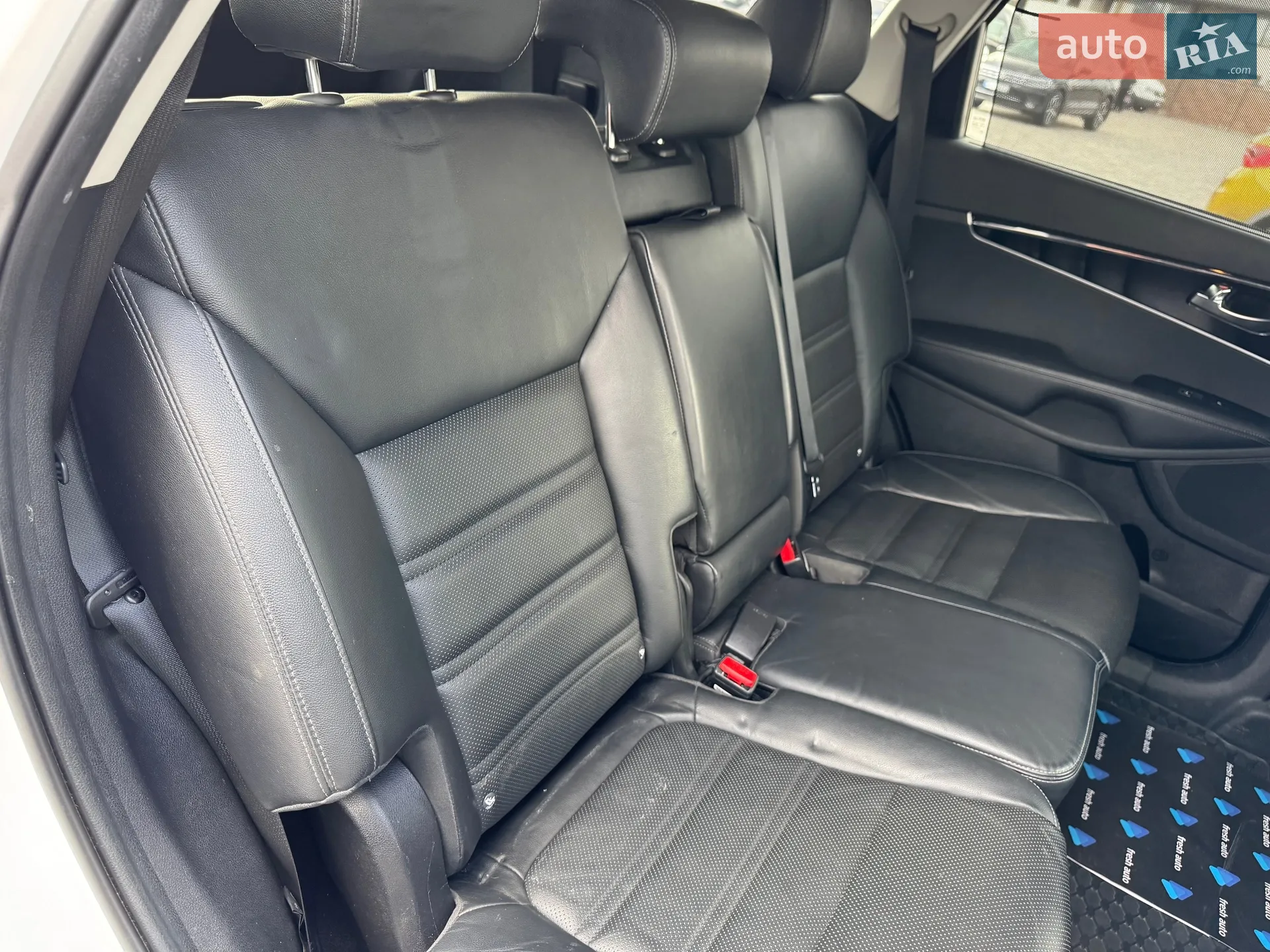 2016 Kia Sorento - мініатюра 33