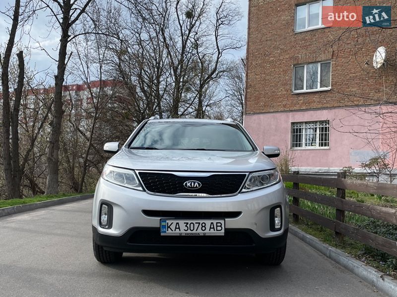 Позашляховик / Кросовер Kia Sorento 2013 в Києві