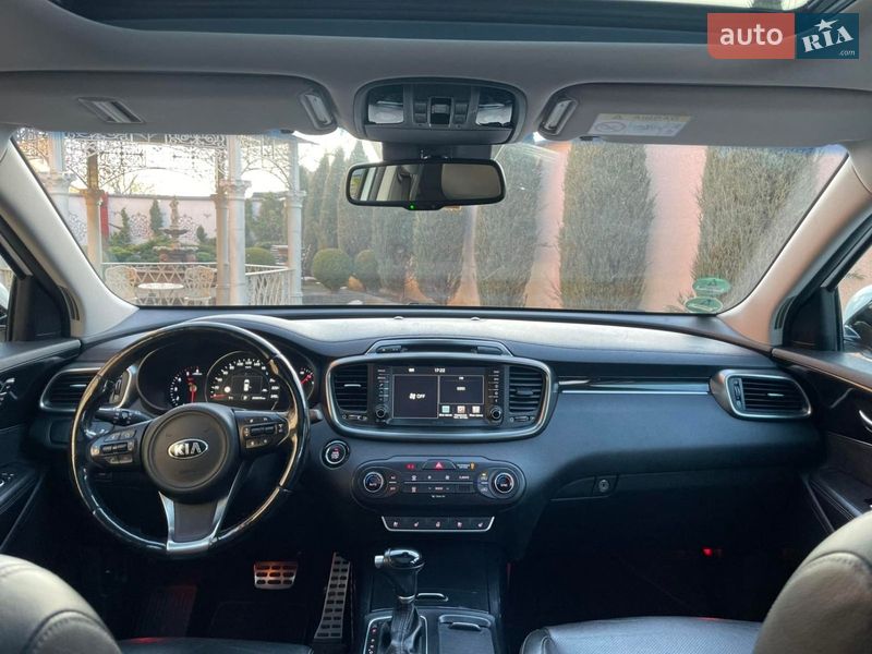 Позашляховик / Кросовер Kia Sorento 2015 в Стрию