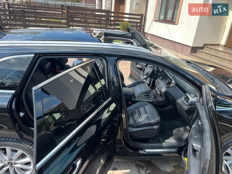 Позашляховик / Кросовер Kia Sorento 2017 в Тернополі