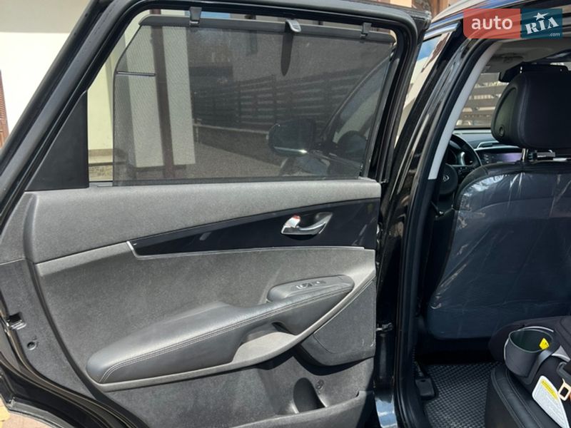 Позашляховик / Кросовер Kia Sorento 2017 в Тернополі