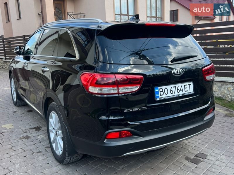 Позашляховик / Кросовер Kia Sorento 2017 в Тернополі