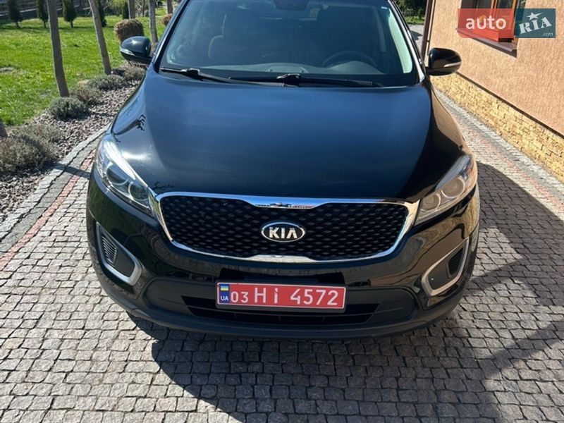 Позашляховик / Кросовер Kia Sorento 2016 в Володимирі