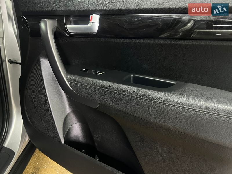 Позашляховик / Кросовер Kia Sorento 2013 в Одесі