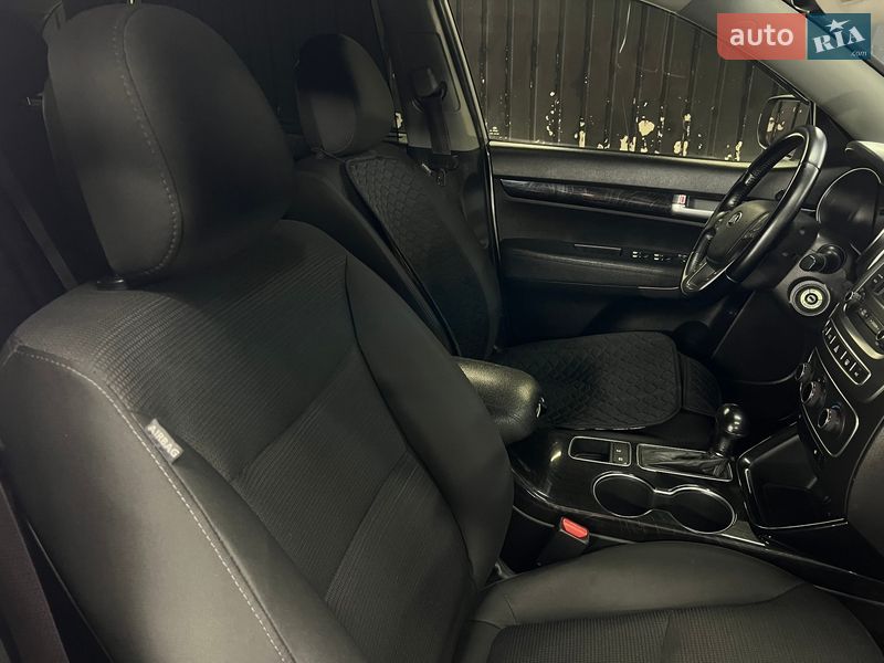 Позашляховик / Кросовер Kia Sorento 2013 в Одесі