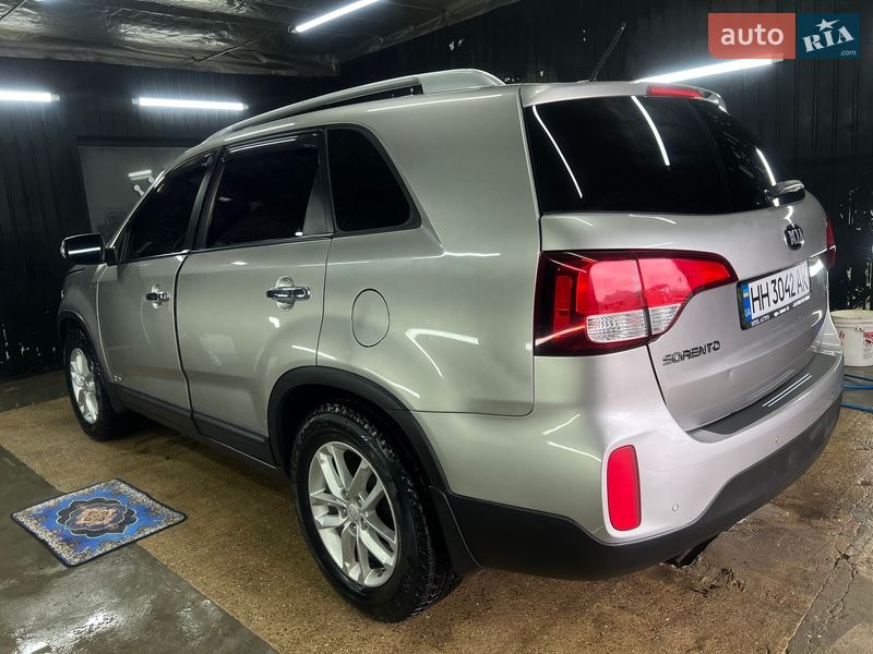 Позашляховик / Кросовер Kia Sorento 2013 в Одесі