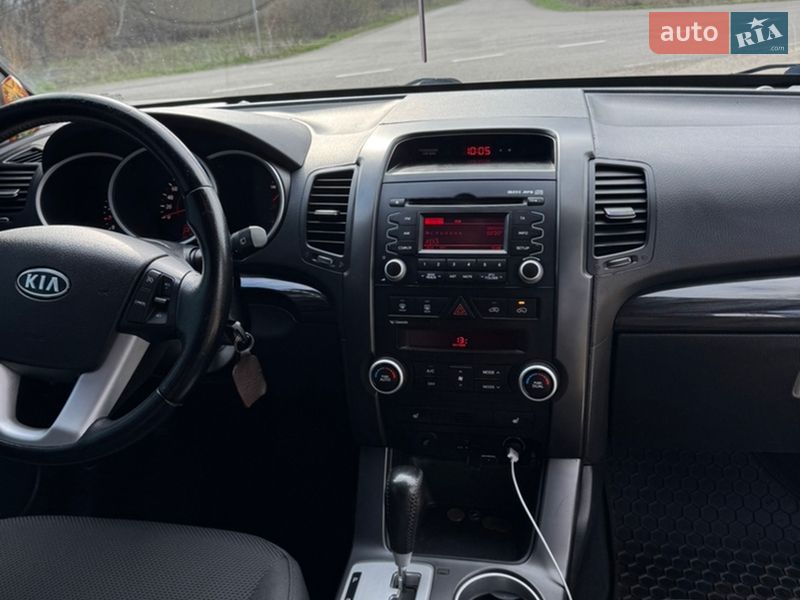 Внедорожник / Кроссовер Kia Sorento 2010 в Богородчанах