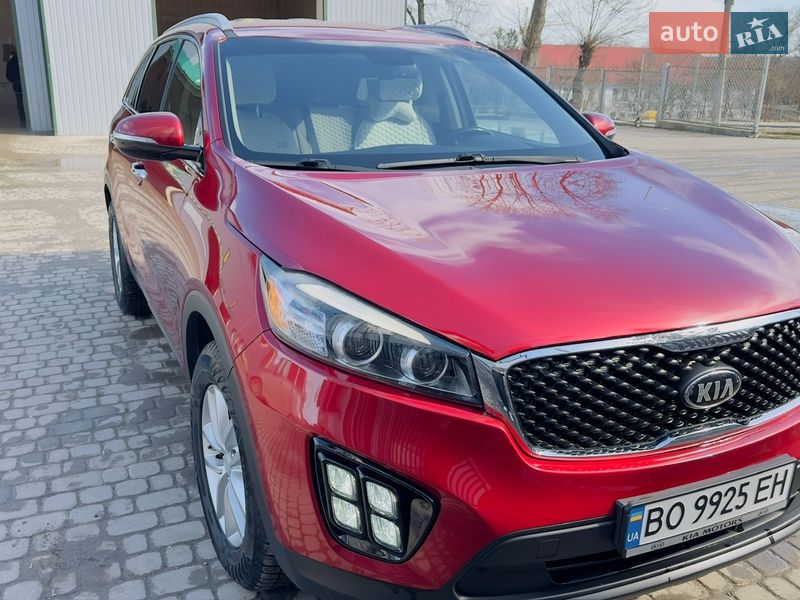 Внедорожник / Кроссовер Kia Sorento 2015 в Чорткове